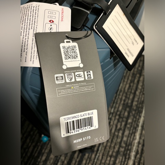 Carry on luggage - Picture 5 of 5